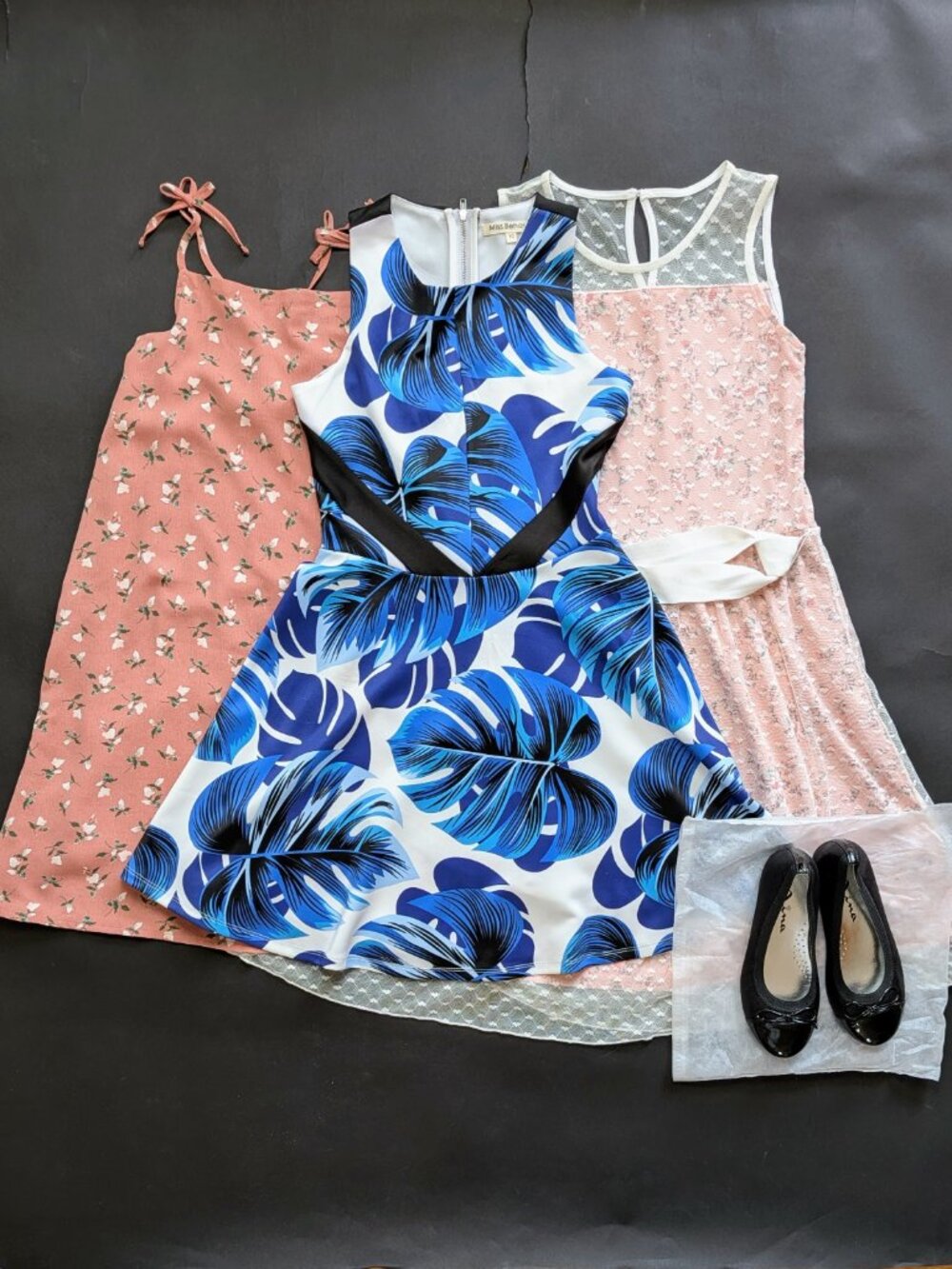 Bundle of Girl Dresses size : 10-12